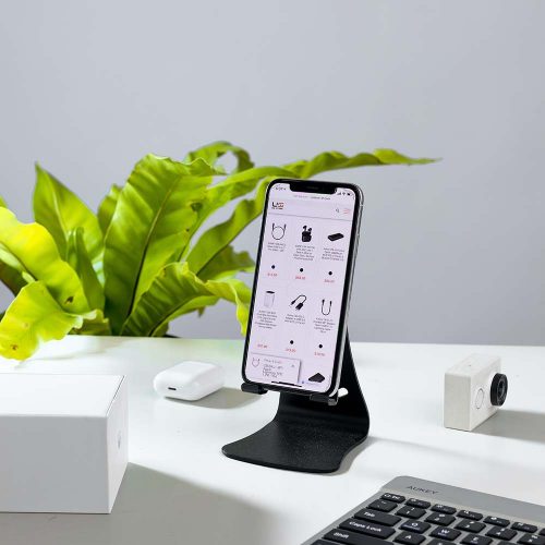 screen-post-7MvFxGjWWVs-unsplash.jpg